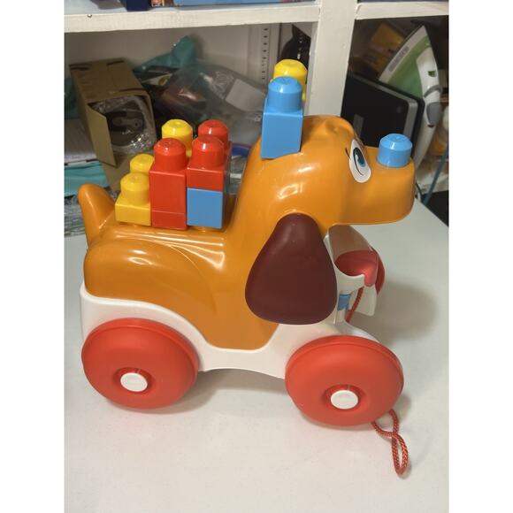 Vintage Mega Bloks Pull-Along Puppy Preschool Building Set - Picture 5 of 8
